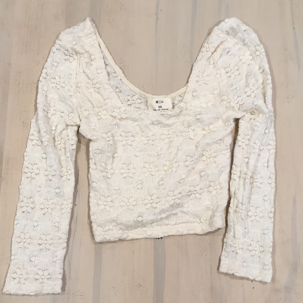 Crop top.